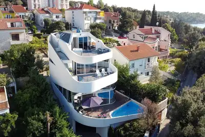 Image de Maison de vacances Pula pour 1 - 11 personnes avec 5 chambres à coucher - Maison de vacances