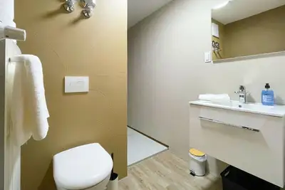 Image de Joli appartement pour 2 personnes avec Wifi, Tv, animaux admis et parking