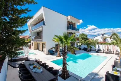 Image de Maison de vacances Medulin pour 1 - 28 personnes avec 12 chambres à coucher - Maison de vacances
