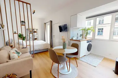 Image de Studio cosy centre Bxl avec balcon