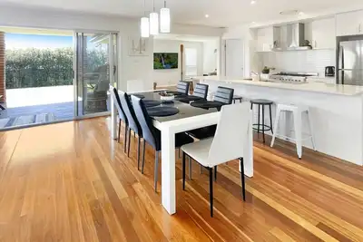 Image de Bale's House is located in the beautiful region of Shell Cove.