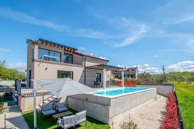 Image de Maison de vacances Jakovici pour 1 - 7 personnes avec 3 chambres à coucher - Maison de vacances