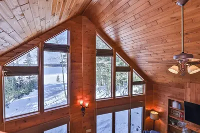 Secluded Cabin on Pioneer Lake, Conover
