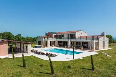 Image de Maison de vacances Barban pour 1 - 12 personnes avec 4 chambres à coucher - Maison de vacances