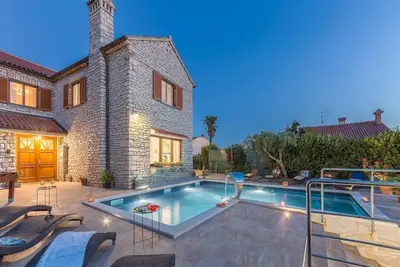 Image de Maison de vacances Medulin pour 1 - 12 personnes avec 5 chambres à coucher - Maison de vacances