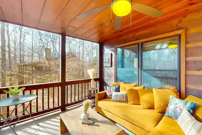 Image de Charming pet-friendly cabin w/ping-pong table & pool table