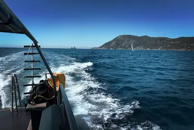 Image de Rez de jardin de Villa, frais et calme, plage de sable fin 3' à pied!