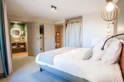 Image de Wifi, à 10m des pistes de ski, piscine, sauna, télévision, 27m², Les 2 Alpes