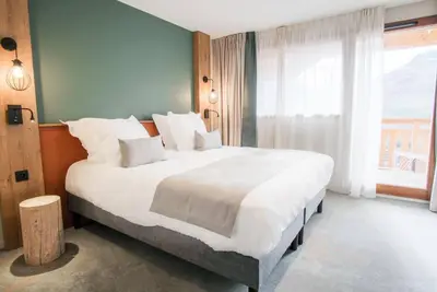 Image de Wifi, à 10m des pistes de ski, piscine, sauna, télévision, 27m², Les 2 Alpes