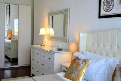 Image de Luxurious 2-Bedroom Top Floor Condo at Jakarta Old Town
