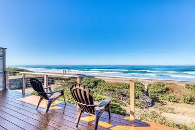 Image de Cape Cod Cottages #2: Oceanfront with hot tub!