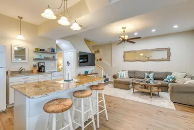 Image de Lakefront Retreat w/ Dock, Patio & Grill in Bracey