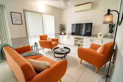 Image de Tropical Delight - 2br Unit, Private Outdoor, Pool