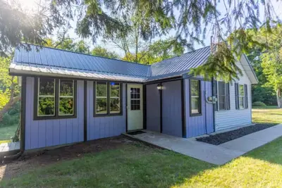 Image de Hoffmaster Hideaway~ Near Hoffmaster State Park ~Pet Friendly~ Golf Course
