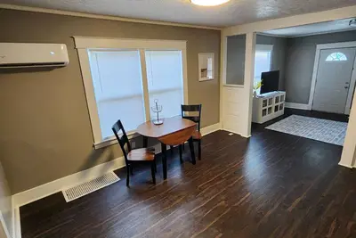 Image de Cozy 2-bedroom apartment in charming Kokomo with Ac, WiFi