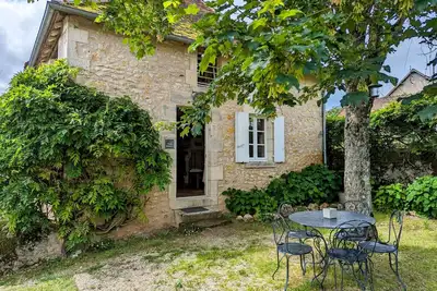 Image de La Petite Maison – Grand jardin, terrasse et piscine