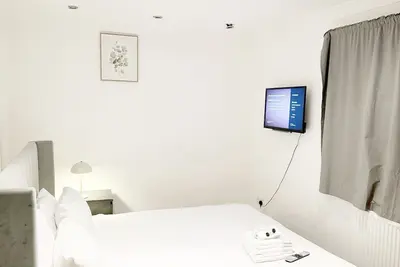 Image de Spacious 3-bedroom apartment in Northolt near Heathrow