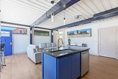 Image de Conteneur maritime-Salle de bain privée-Vue ville-711 Stadium Container Ch