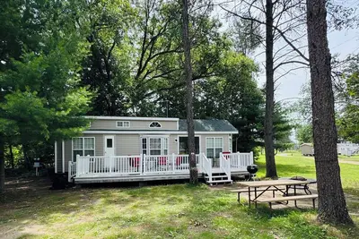 Image de Rental Cabin #404 w/ Queen bed