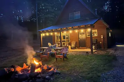 Image de Cozy 3-bedroom cabin in Ottawa National Forrest near Iron River Mi.