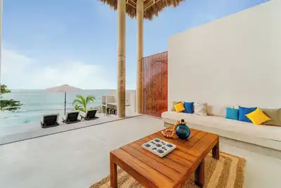 Image de Awesome Beachfront Estate in Sayulita. Housekeeper and personal chef included.