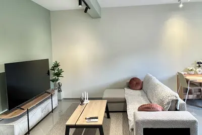 Image de Newly built private apartment in a quiet neighborhood, 3klm from the city center