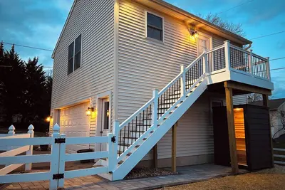 Image de Cozy One-Bedroom Loft Above Garage in Elizabethtown with Sauna