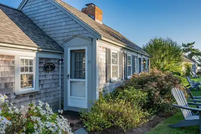Image de Cozy Seaside Cottage with Water Views