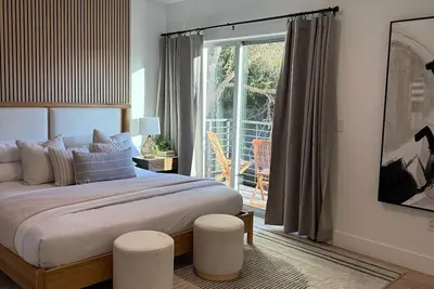 Image de Charming 3-bedroom condo with Ac and WiFi in lovely West Hollywood