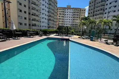 Image de Beautiful Garden apartment close to the airport!