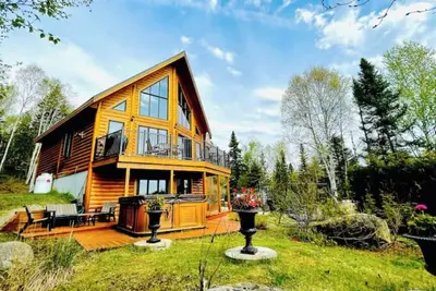 Image de Le Rustique: Détente en famille sur la montagne avec vue sur fleuve (Charlevoix)
