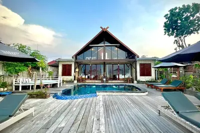 Image de Kul de sak Beach front villa & Bar