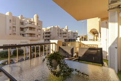 Image de RentitSpain : Almerimar Moderne, port et plage