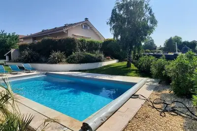 Image de Maison avec Piscine