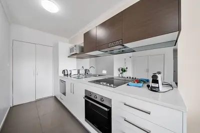 Image de Bright 1-Bed Apartment with Balcony