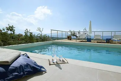 Image de Adeste Seaview Villas Double - 2 Pools, 900m to sea