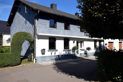 Image de Ferme à Bütgenbach avec Sauna et Jacuzzi