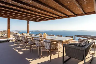 Spacious 8-bedroom villa in awesome Mykonos with Private pool, WiFi, Ac