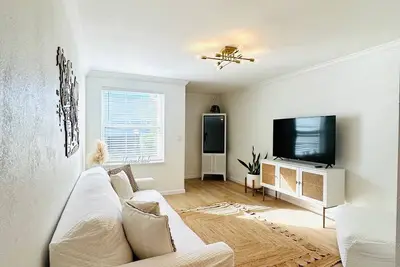 Image de Cozy Multi-level Townhome 2bd2ba