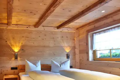 Image de Appartement \"Hüttenstüble\" avec vue sur les montagnes, jardin partagé et Wi-Fi