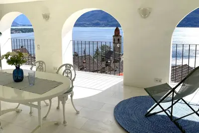 Image de Vacation home in the heart of the village with roof terrace and spectacular views