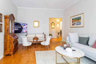 Image de HouSmart Lorenzo Costa 17