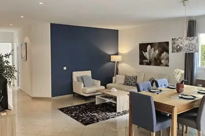 Image de Luxurious vacation apartment in Ascona: your lakeside retreat!