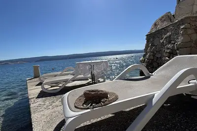 Azure Apartments By The Sea with 3 Bedrooms