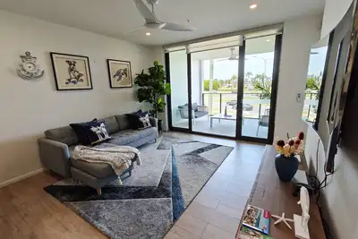 Image de 3br, 2ba Unit with Pool, Parking & Bbq in Gold Coast