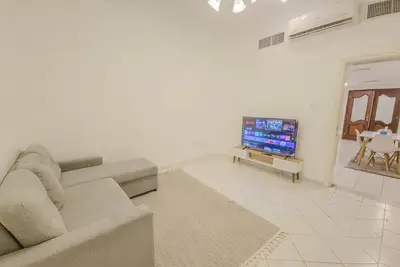 Image de Harf22-201-02 Charming 2-bedroom apartment in pleasant Abu Dhabi with WiFi, Ac