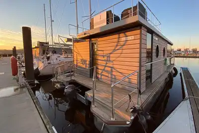 Image de Houseboat Fjord Moby Dick with roof terrace in Flensburg