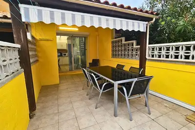 Image de Maisonnette à 150 m de la plage, climatisée, 6 couchages
