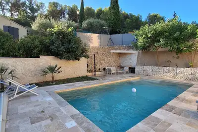 Image de Mas Provencal 10 - 12 personnes avec piscine Ă Fontaine de Vaucluse