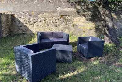 Image de Maison avec piscine Ă 500m du centre village